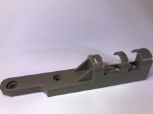 Remington 870 - Pred Defender MADE IN THE U.S.A.! Supports 2 3/4" and 3" shotgun shells!